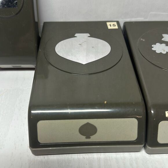 Stampin up! Scrapbooking Paper Punch Petite Petals XL Boho Blossoms Banner - Picture 2 of 8